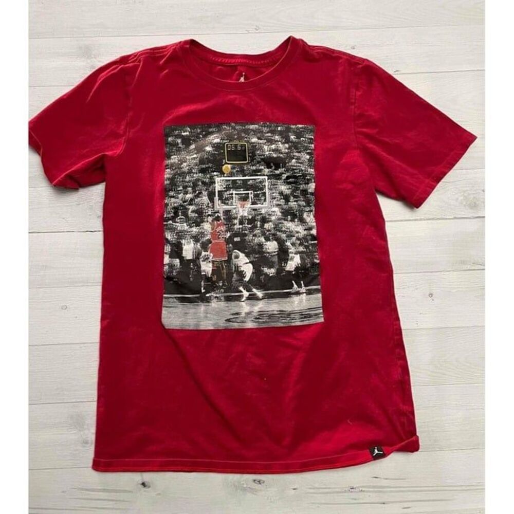 Air Jordon Sportswear Michael Jordon Last Shot Shirt Adult‎ Small